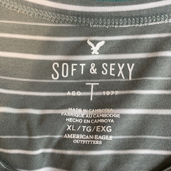 American Eagle Gray and White Stripped Long Sleeve - Picture 2 of 3